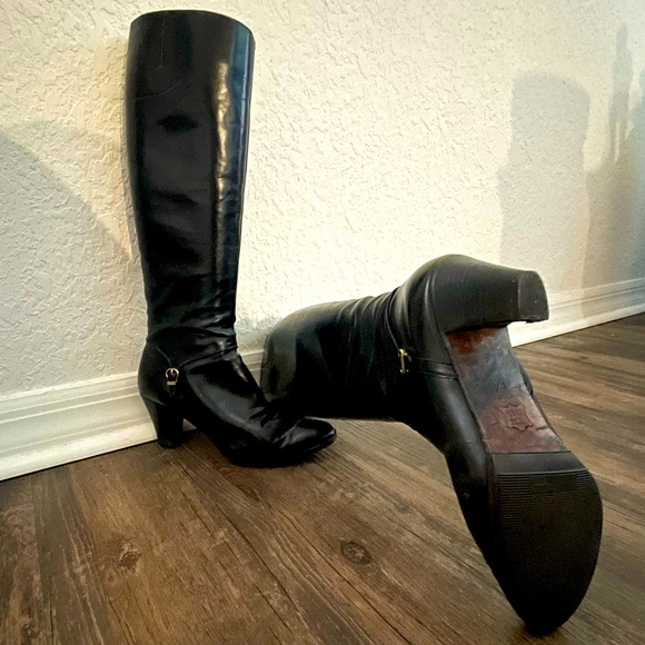 Salvatore Ferragamo knee high boots - Picture 5 of 11